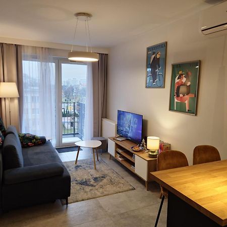 Harry'S Apartment/Centrum/Parking Wrocław Eksteriør billede